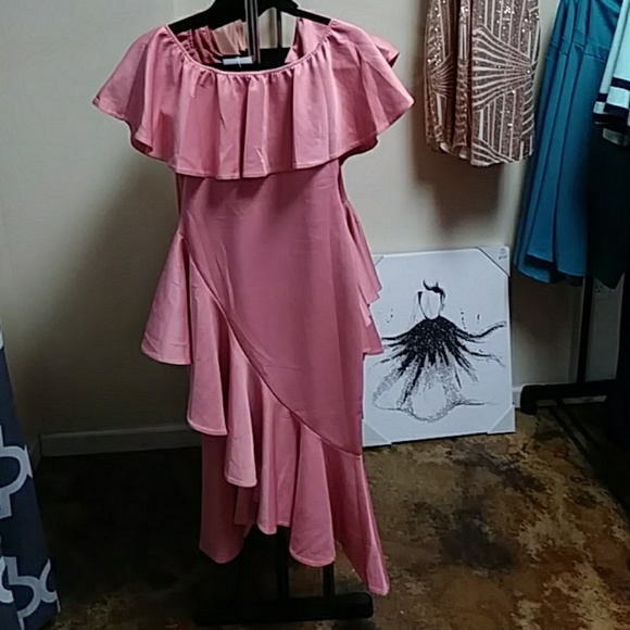 Dress - Picture 2 of 2